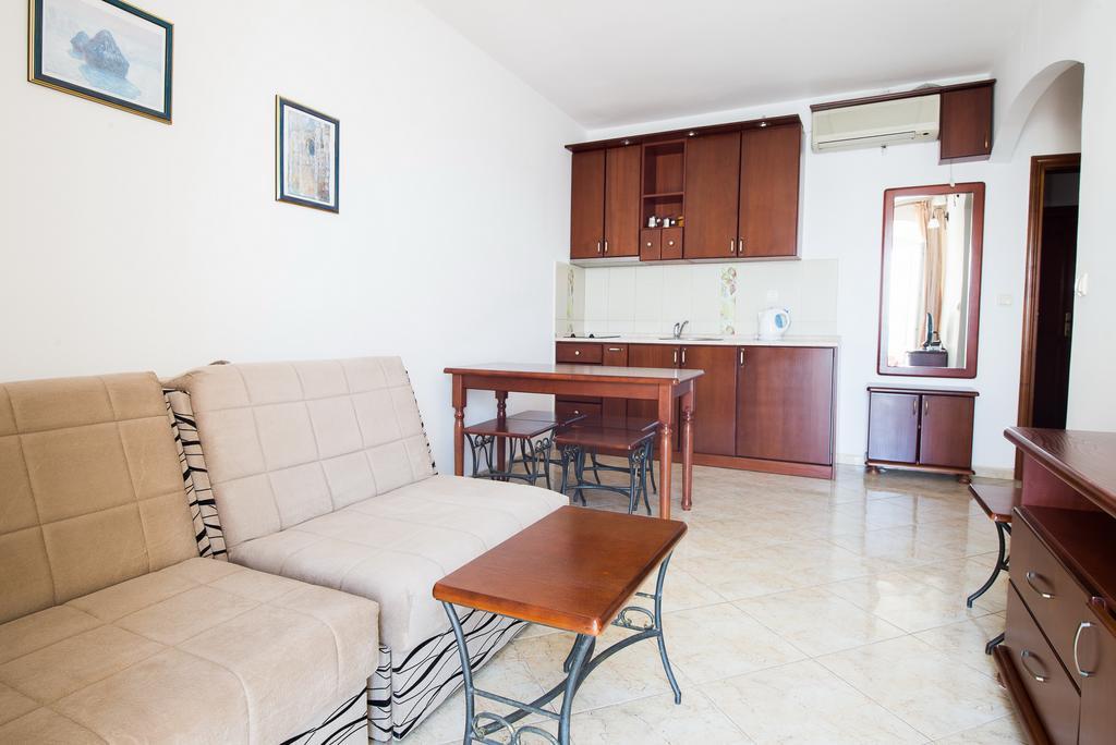 Apartments Obala Dragovic Petrovac Luaran gambar